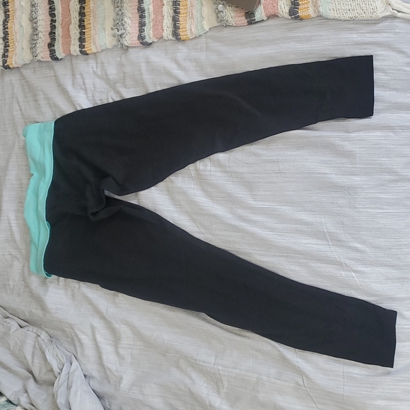 Pink Brand Yoga Leggings - Picture 2 of 8